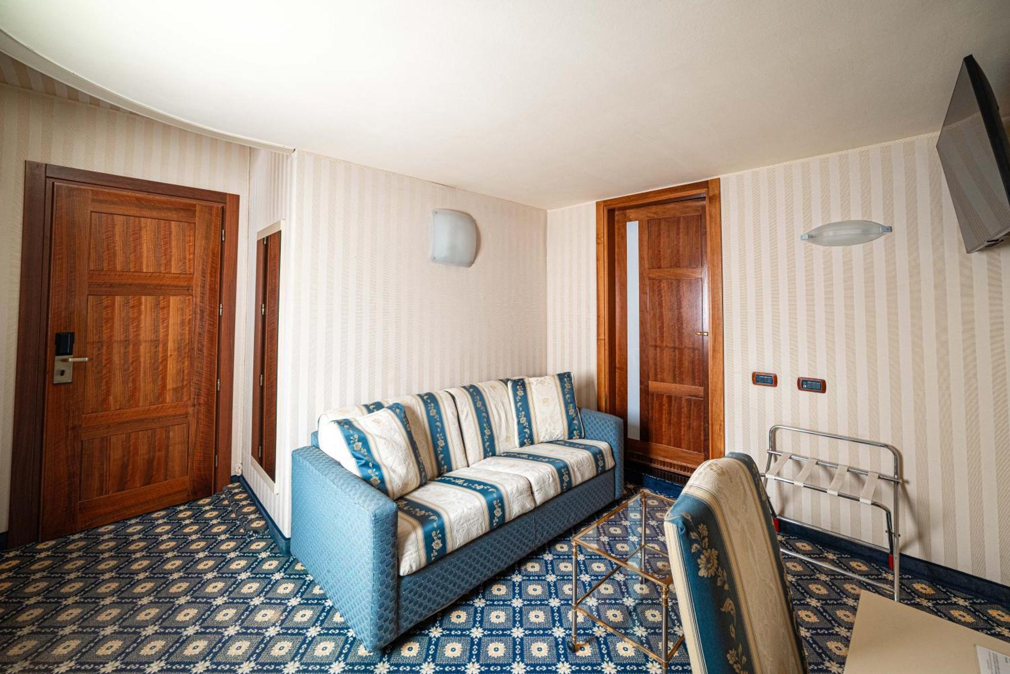 Phi Hotel Principe Coni Extérieur photo